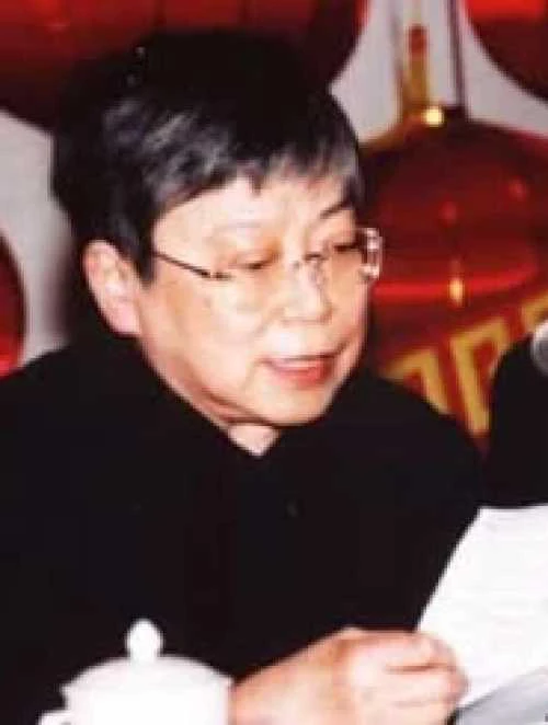 周慧珺老师的照片，单击鼠标查看大图！